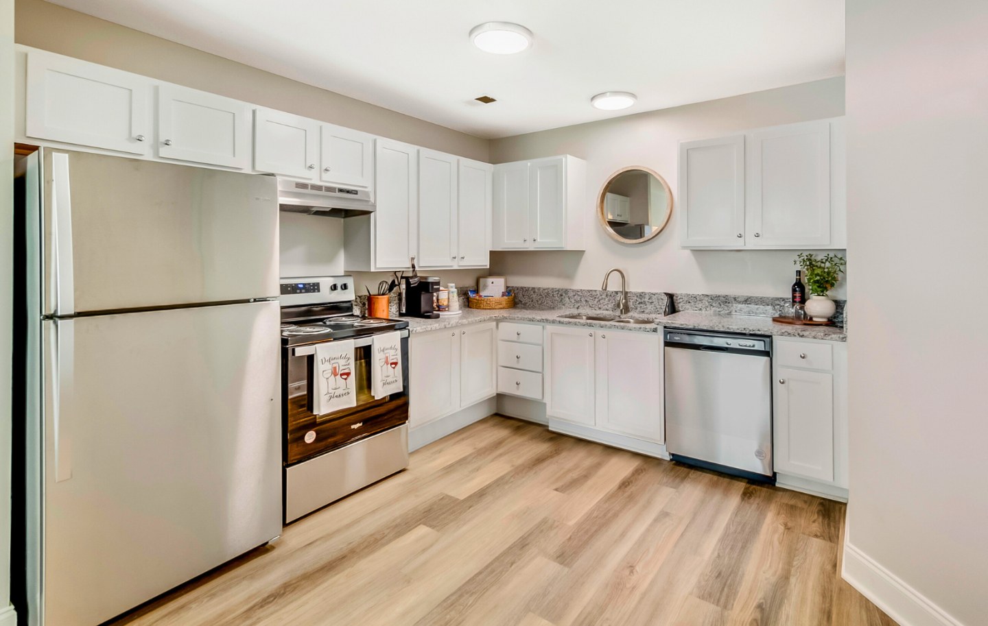 Oak Pointe Apartments Image 2