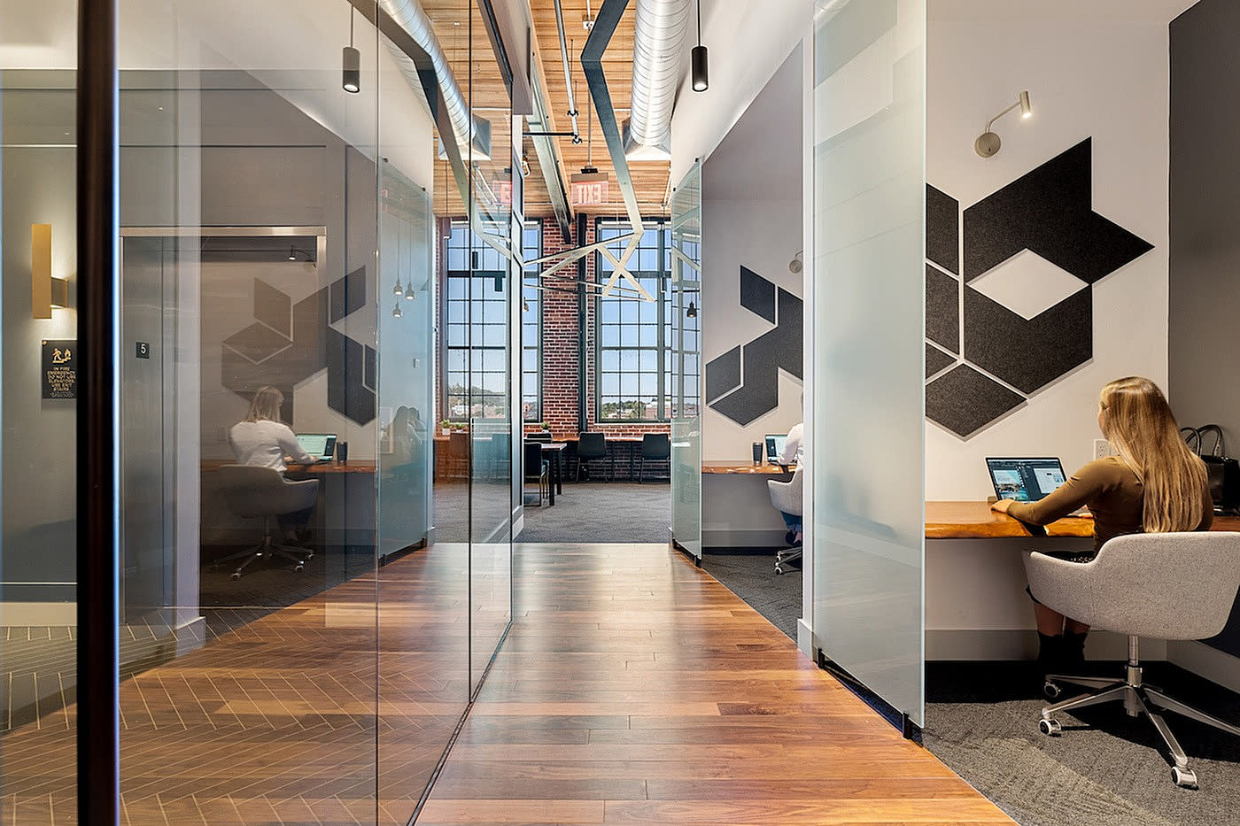 Riverwalk Lofts Image 13