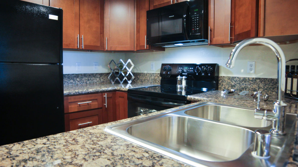 Desert Lakes Apartments Image 7