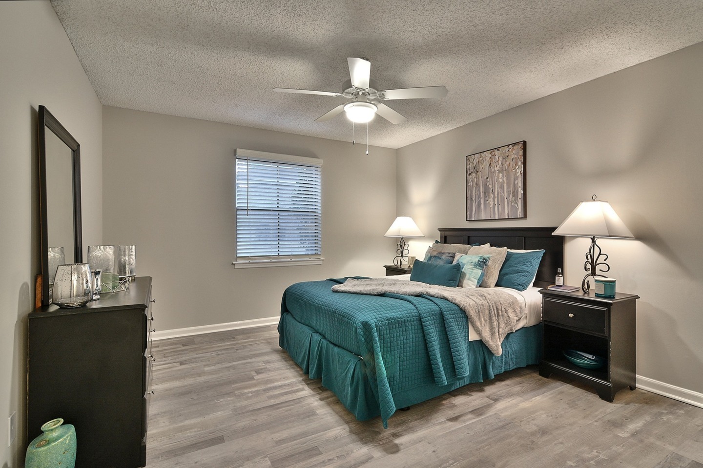 Granby Oaks Image 12