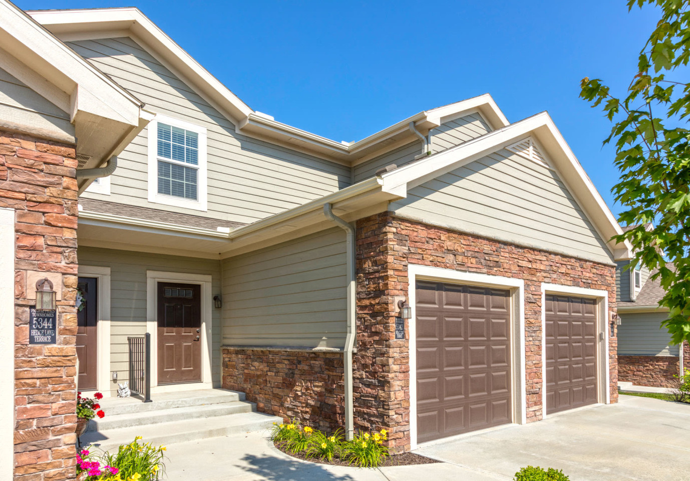 Prairie Pines Townhomes Image 41