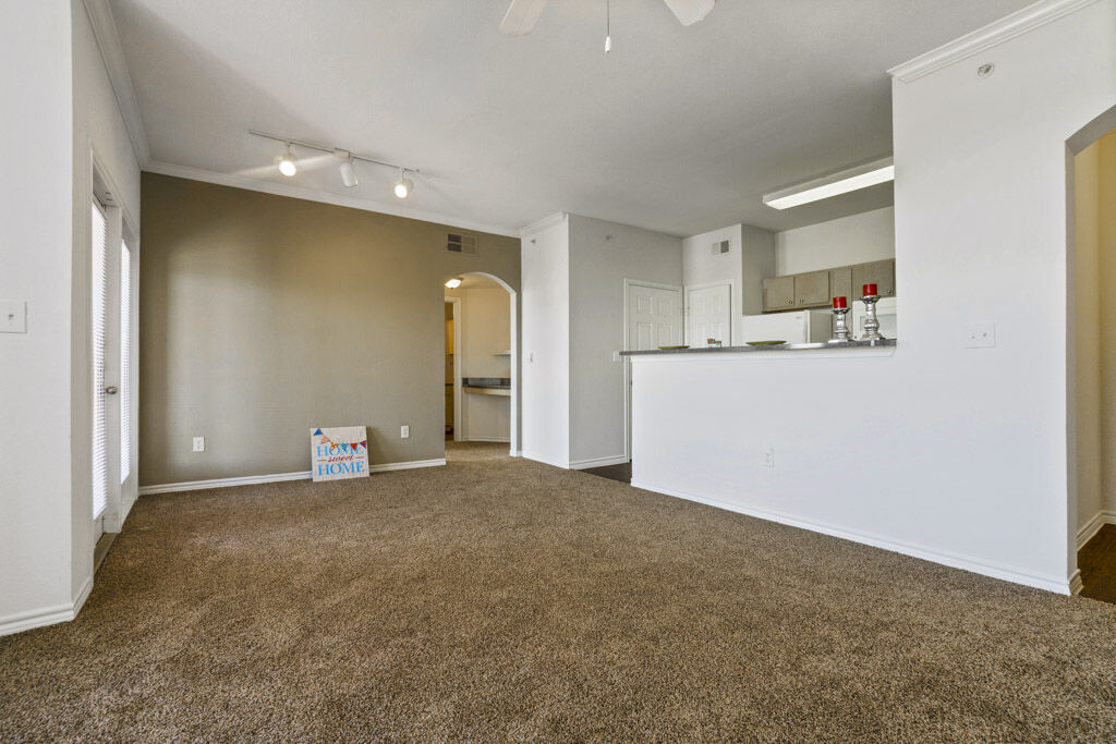 Blue Lake Villas II Image 2