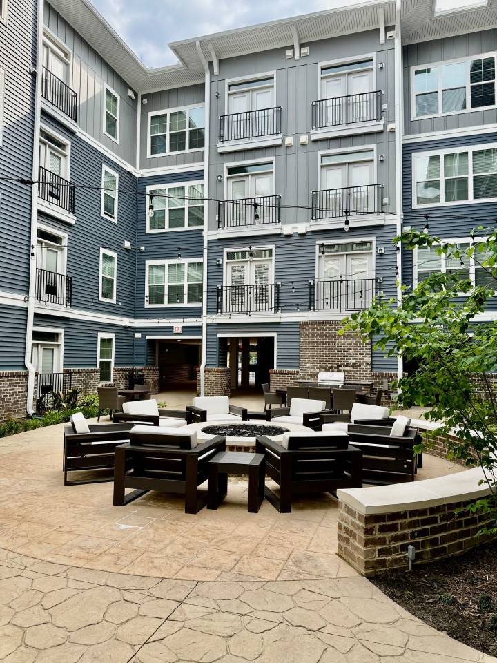 Avant at Huntington Pointe Image 4