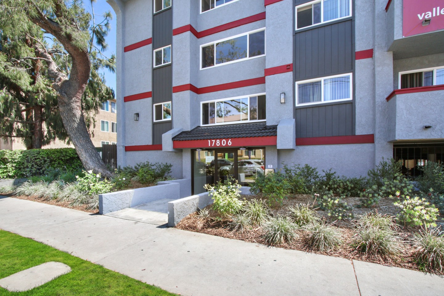Valleywood Image 6