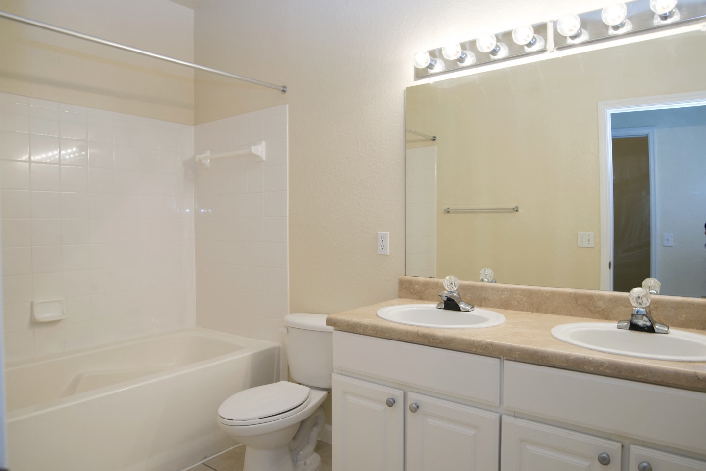 Magnolia Place Image 11