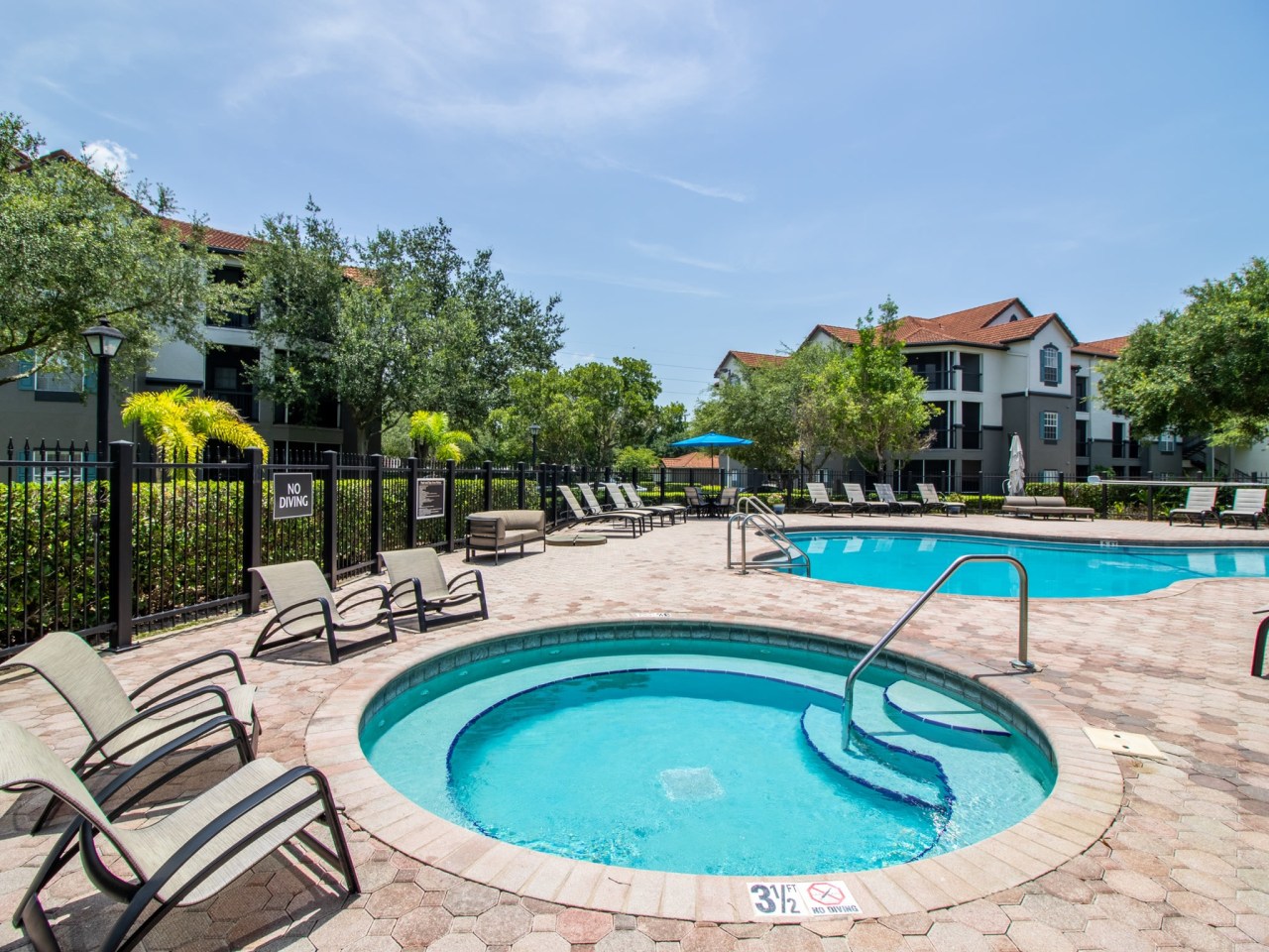 Lucerne at Lake Brandon Apartments Image 18