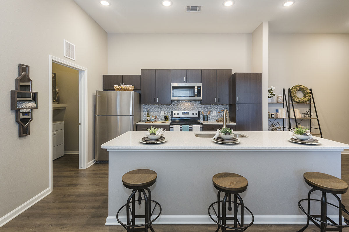 Aliso Briargate Apartments Image 3
