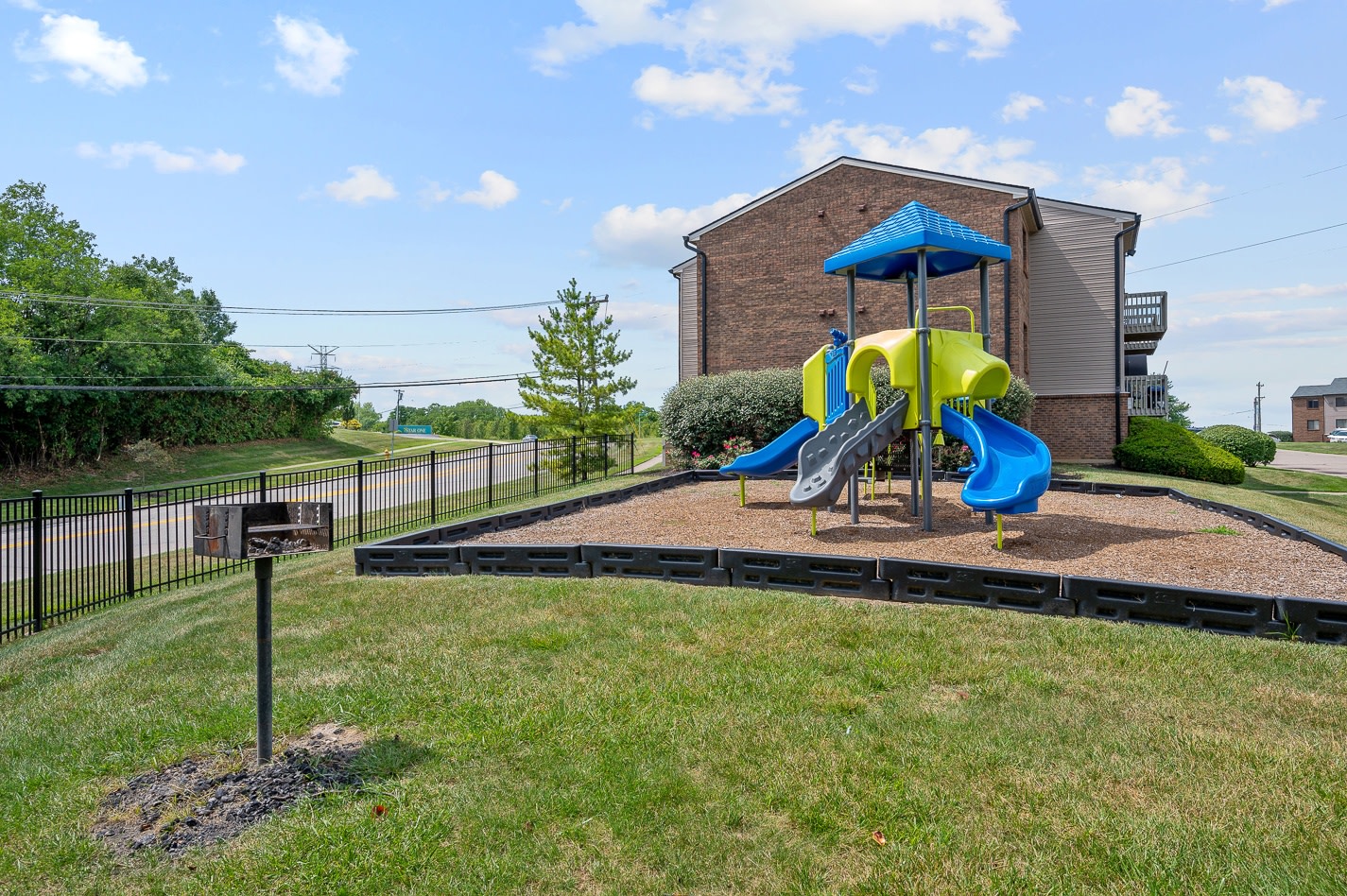 Woodridge Apartments Image 24