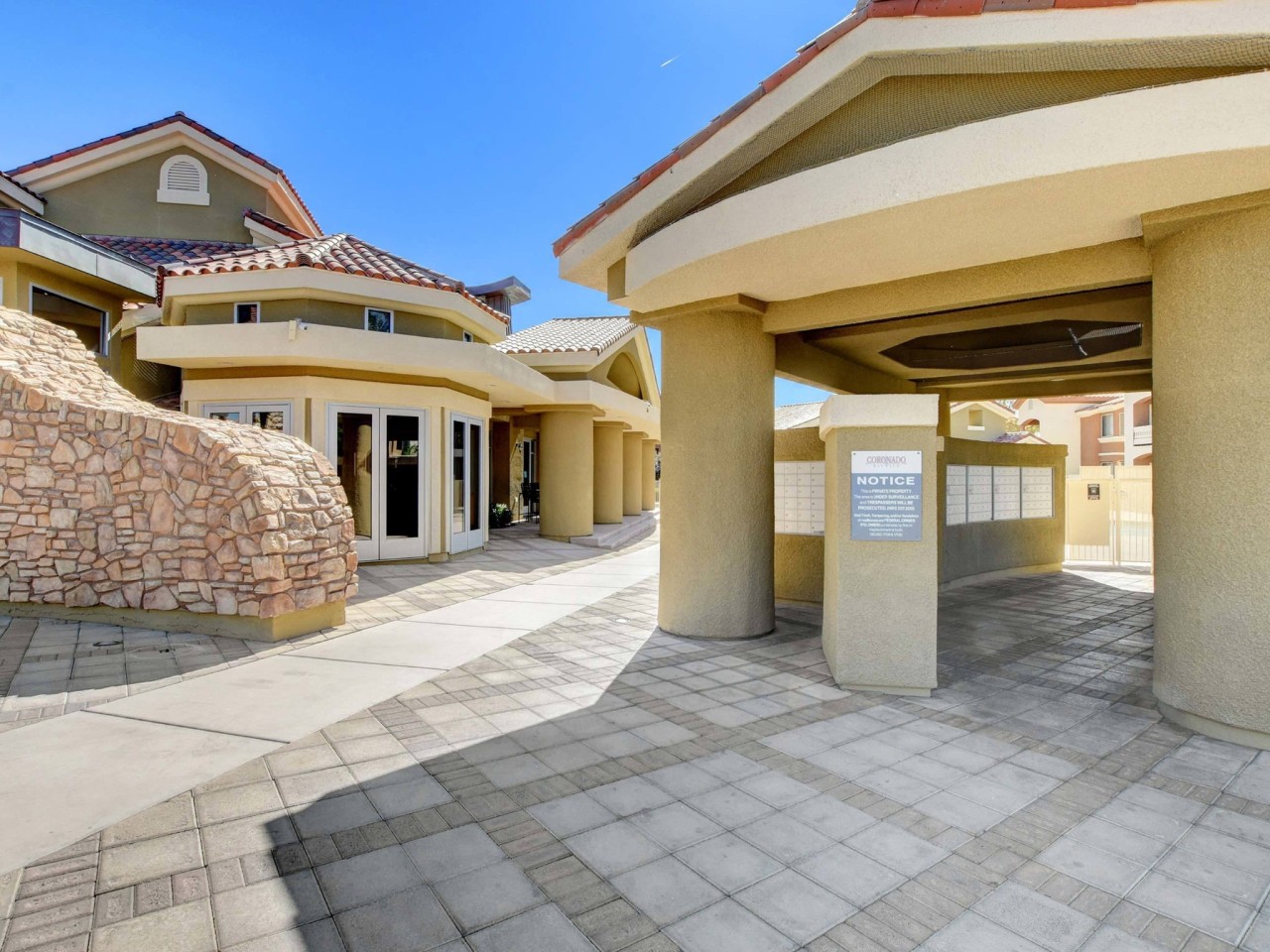 Coronado Bay Club Condo-Apartment Homes Image 12