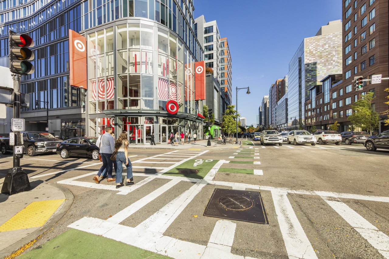 Van Ness Image 16