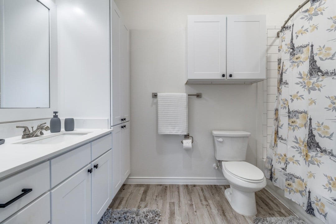 Residence at Gateway Village Image 24