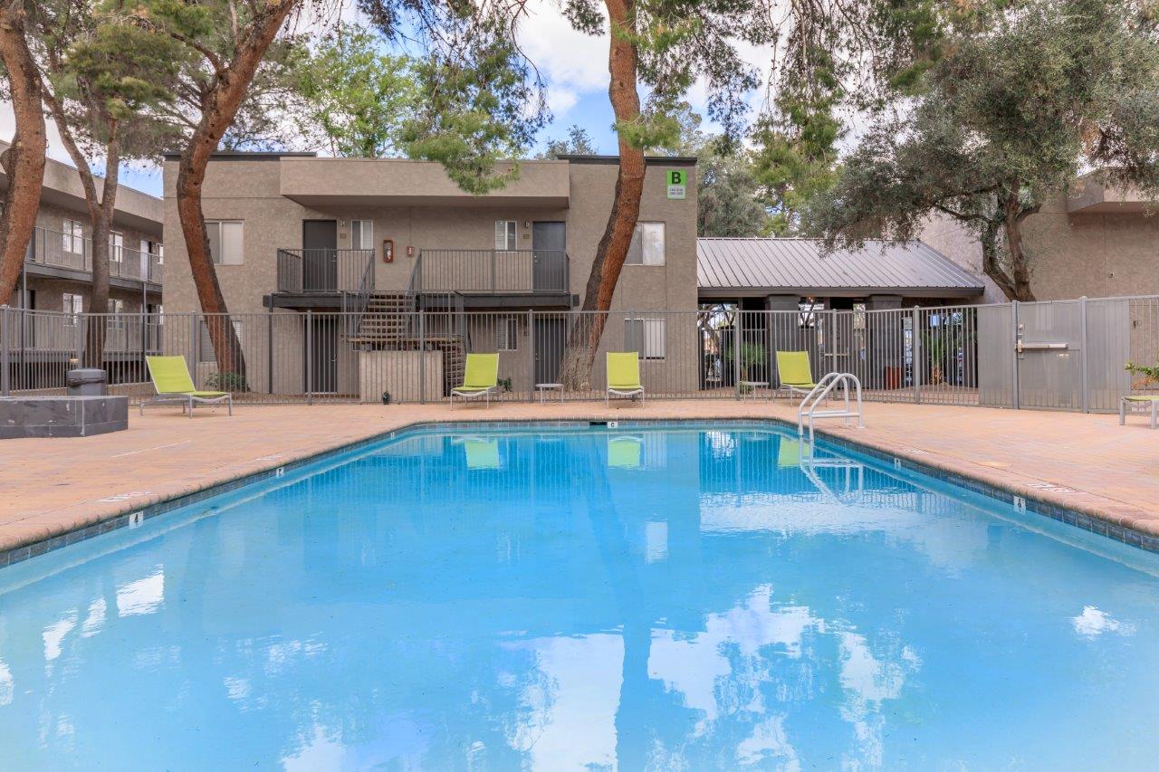 Treehouse Apartments Image 27
