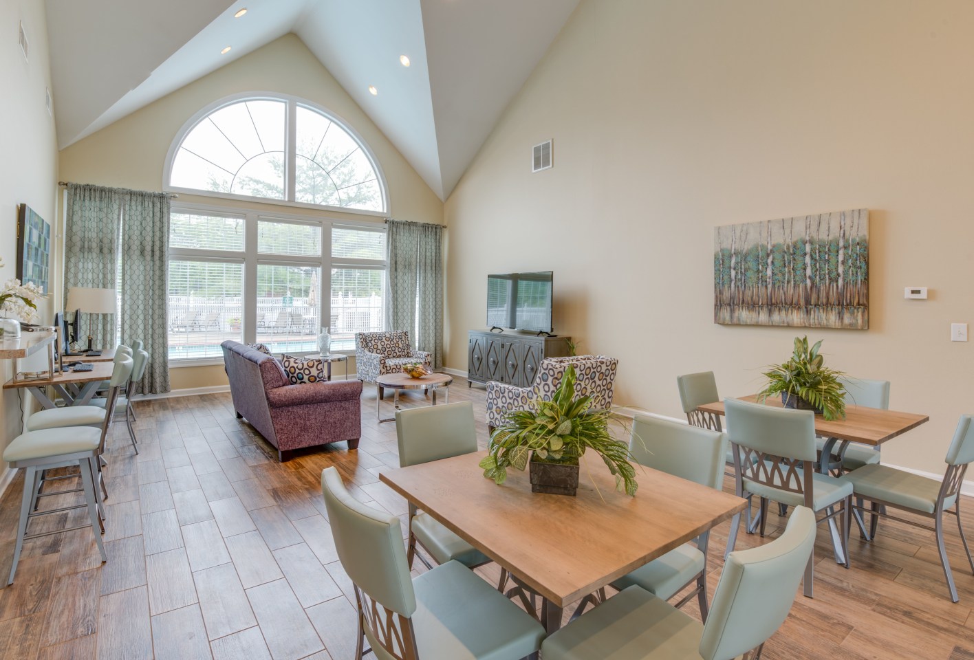 Somerset Pointe Image 13