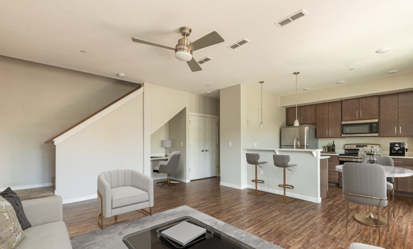 The Enclave Image 44