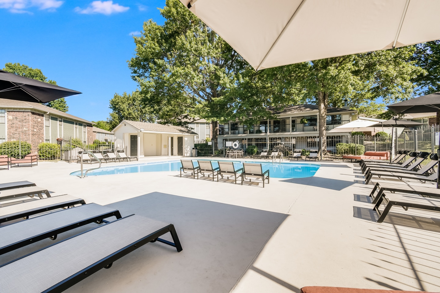 The Arbor Apartments and Townhomes Image 6