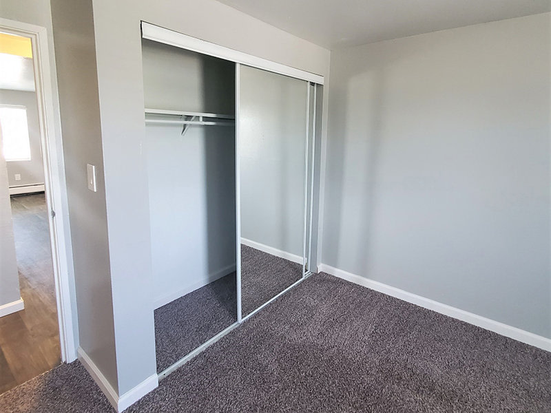 Riviera Apartments Image 7