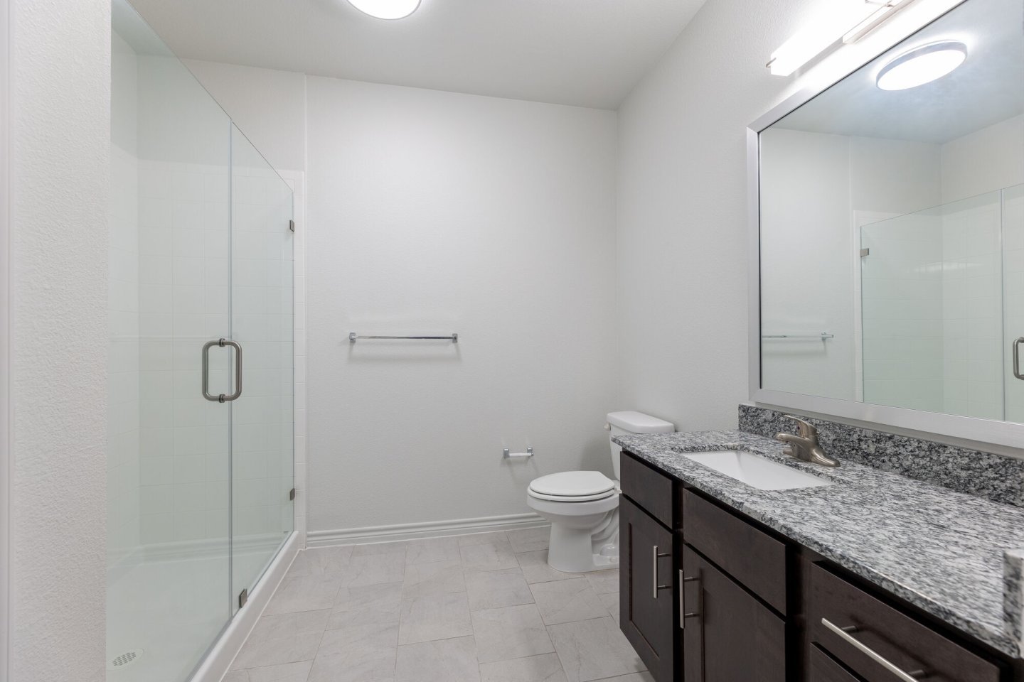 The Oaks at Ben White Apartments Image 3