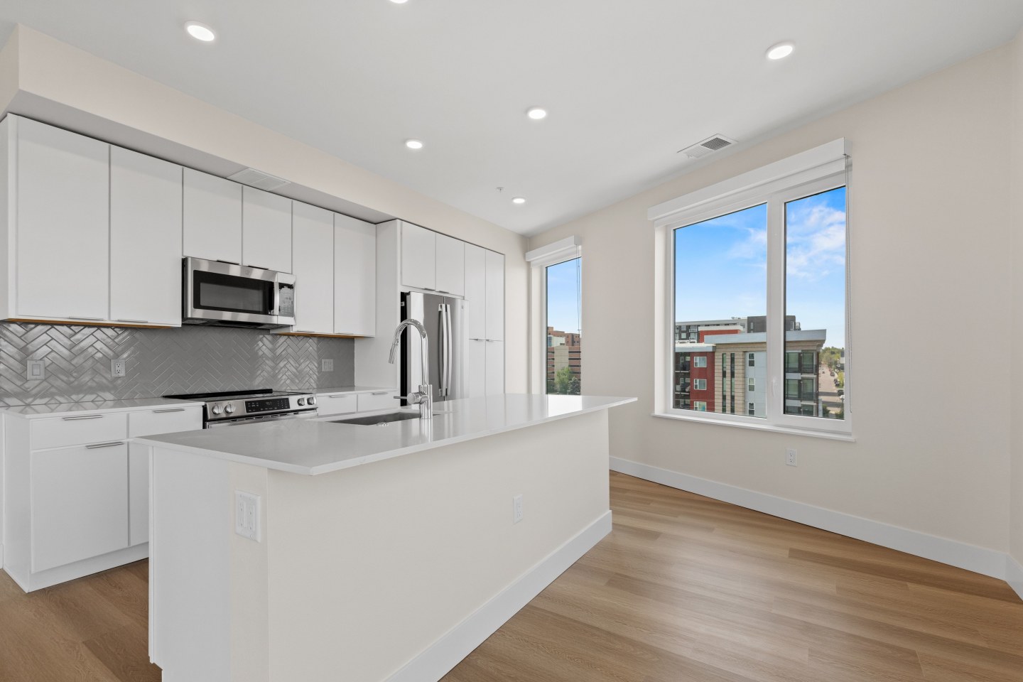 Frameline Apartments Image 12
