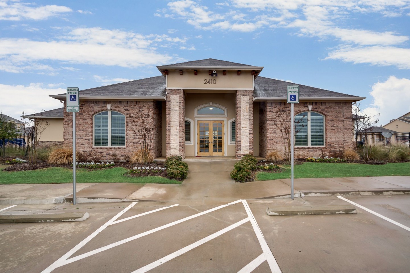 Majors Place Image 14