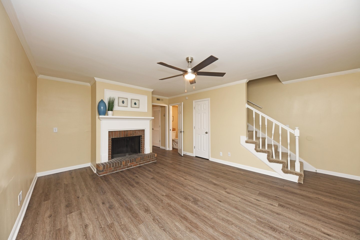 Hunter's Court Image 11