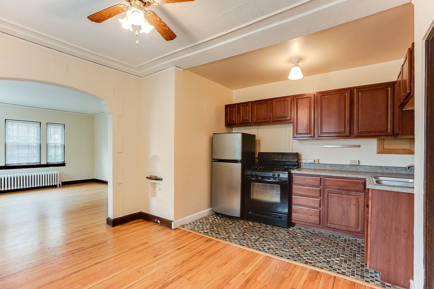 2880 Irving Avenue S Image 12