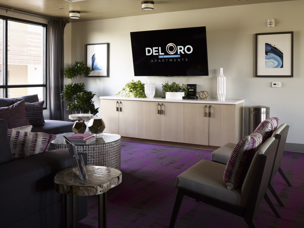 Del Oro on Broadway Image 5