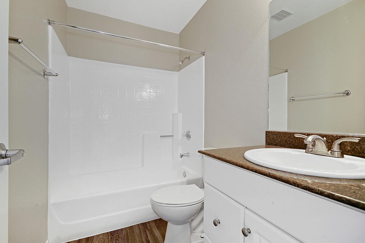 Sycamore Canyon Apartments Image 40