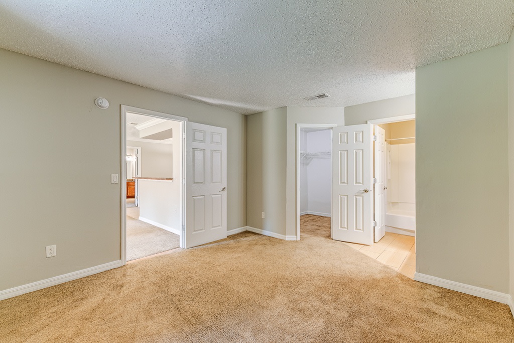 Aventine at Forest Lakes Image 16