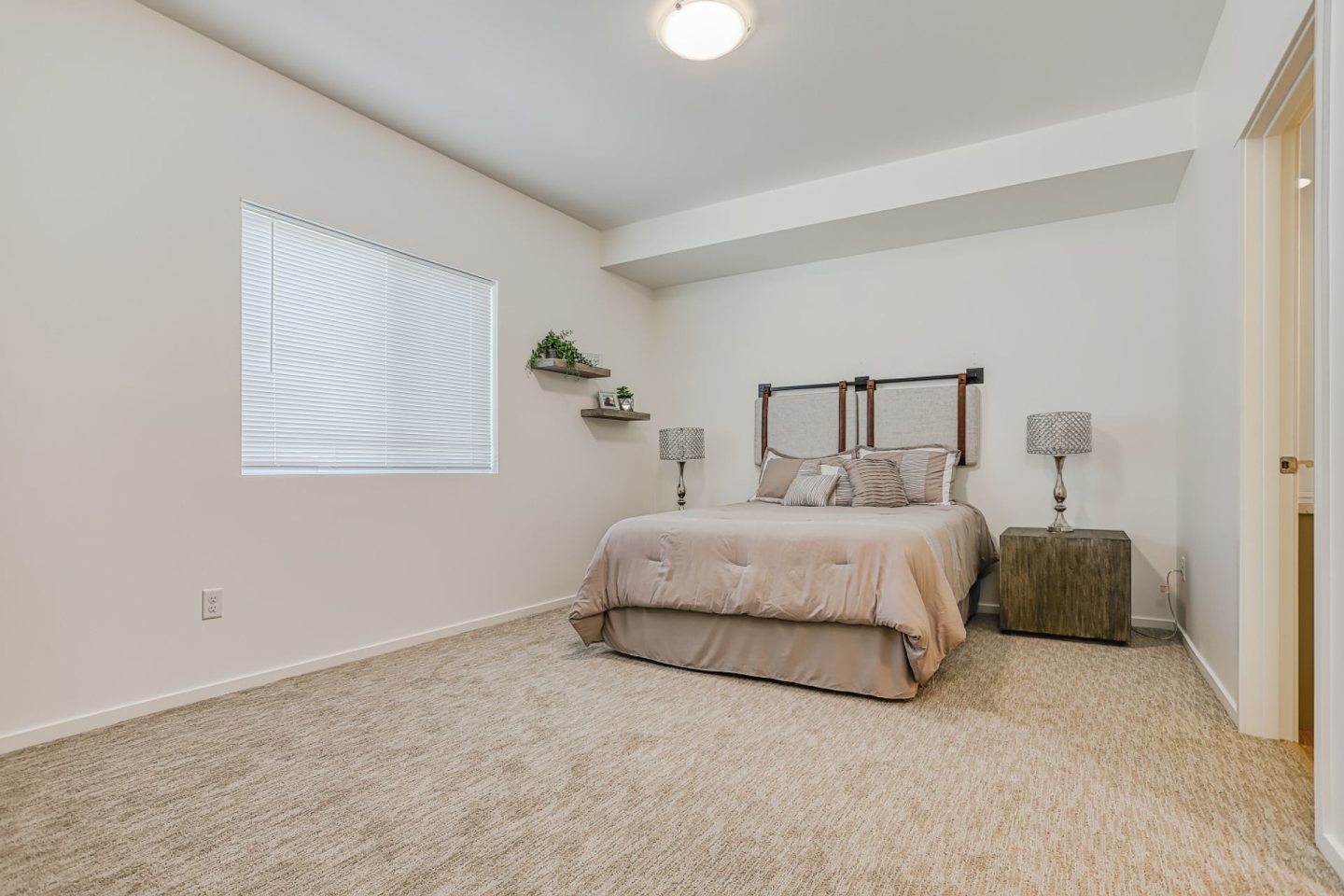 Ridgecrest Apartments Image 13