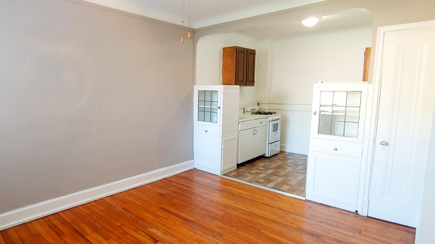 Lake West Apartments Image 4