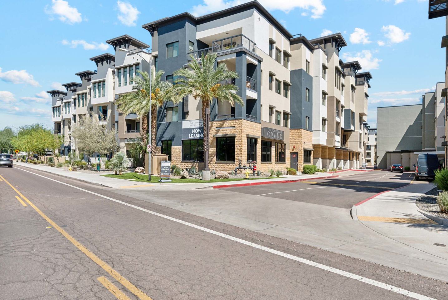 The Scottsdale Grand Apartments Image 44