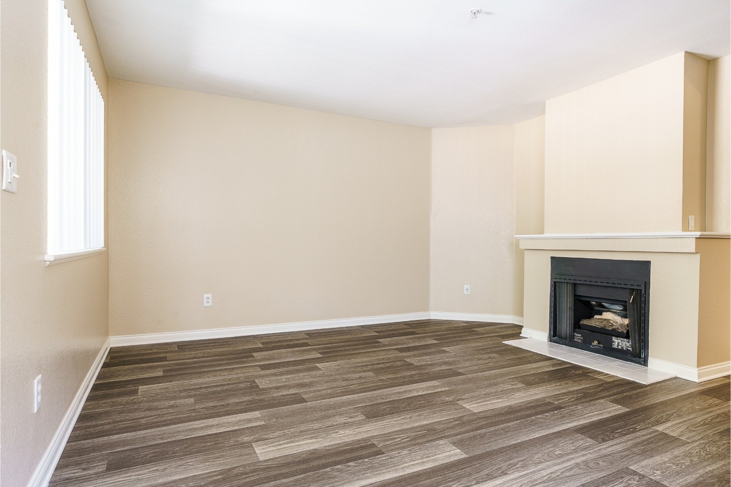 Westlake Canyon Apartments Image 50