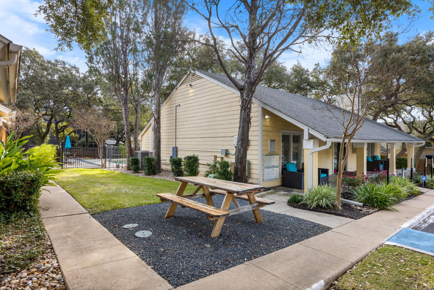 Arbors at Tallwood Image 28