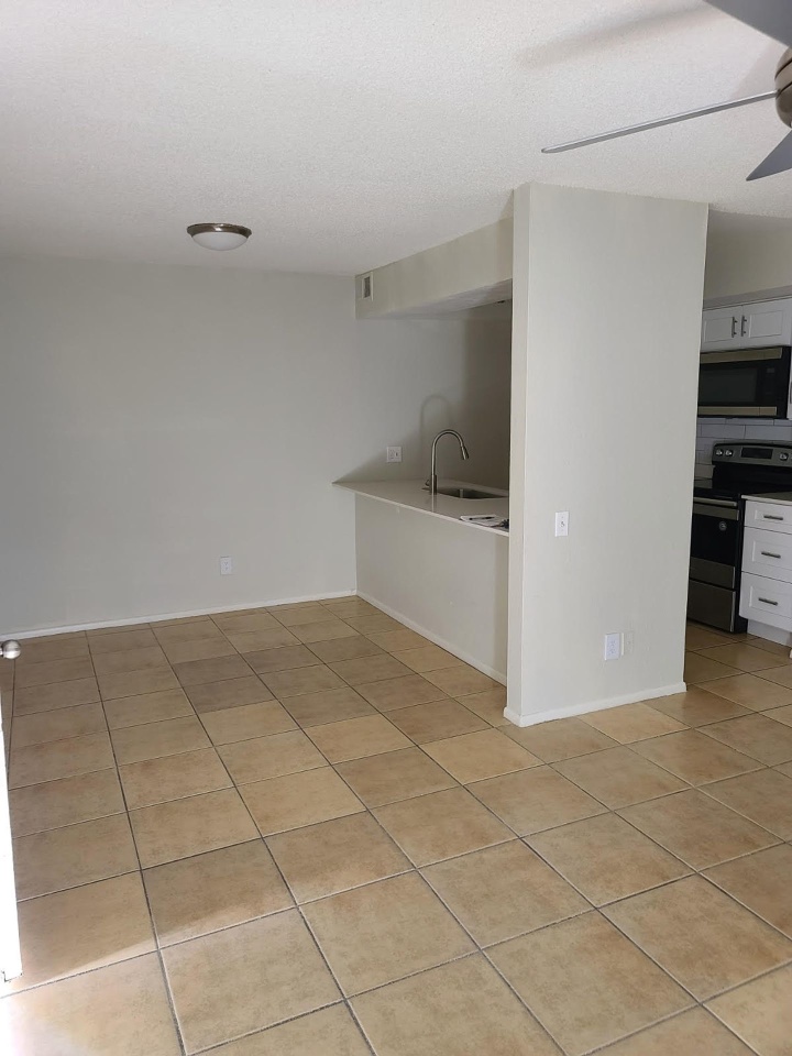 Papago View Apartments Image 5