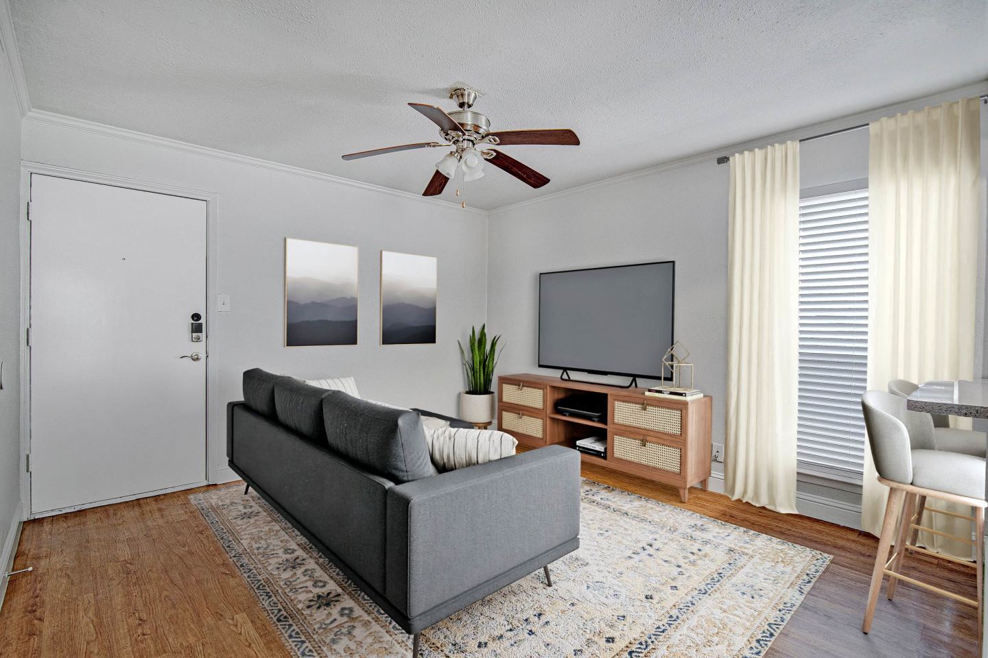 Mitchell Apartments Image 1