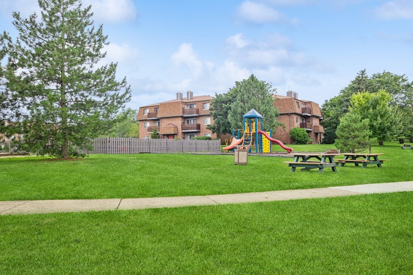 ReNew Poplar Creek Image 38