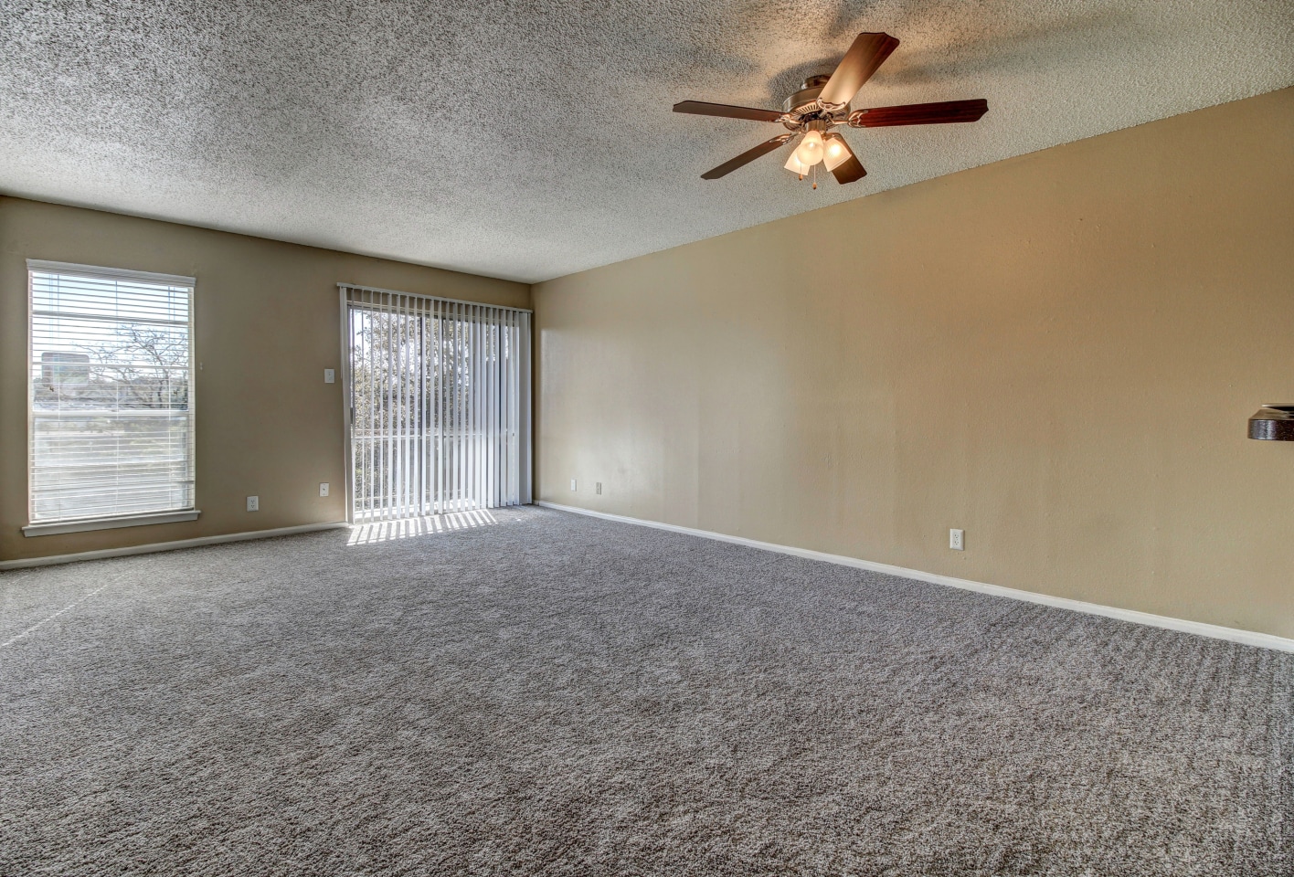 Oak Terrace Image 6