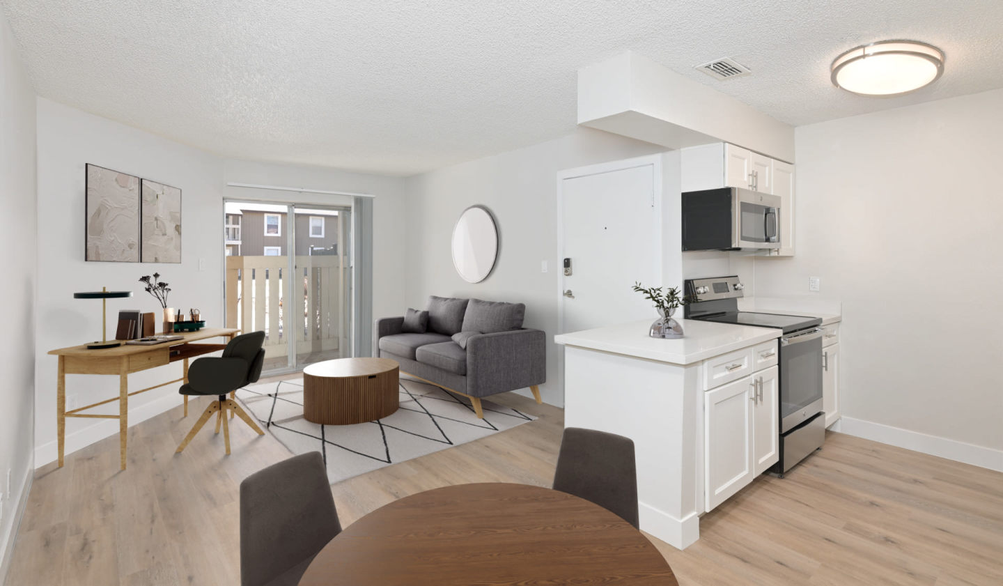 Creekside Apartments Image 2