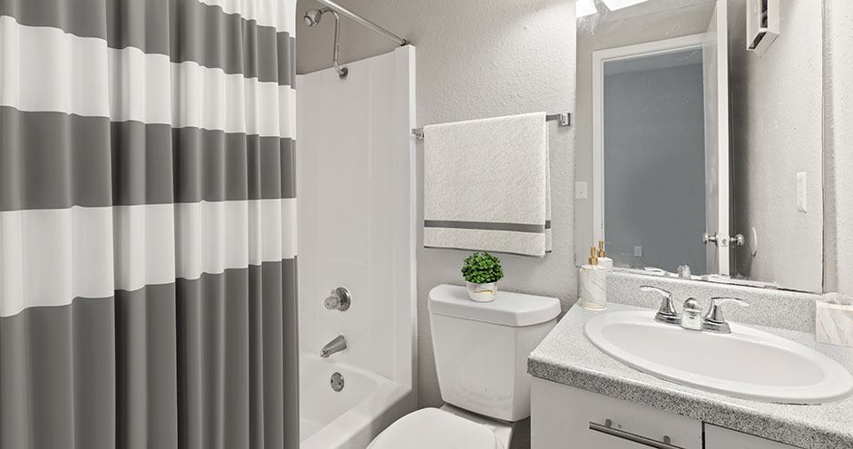 Mylo Apartments Image 8