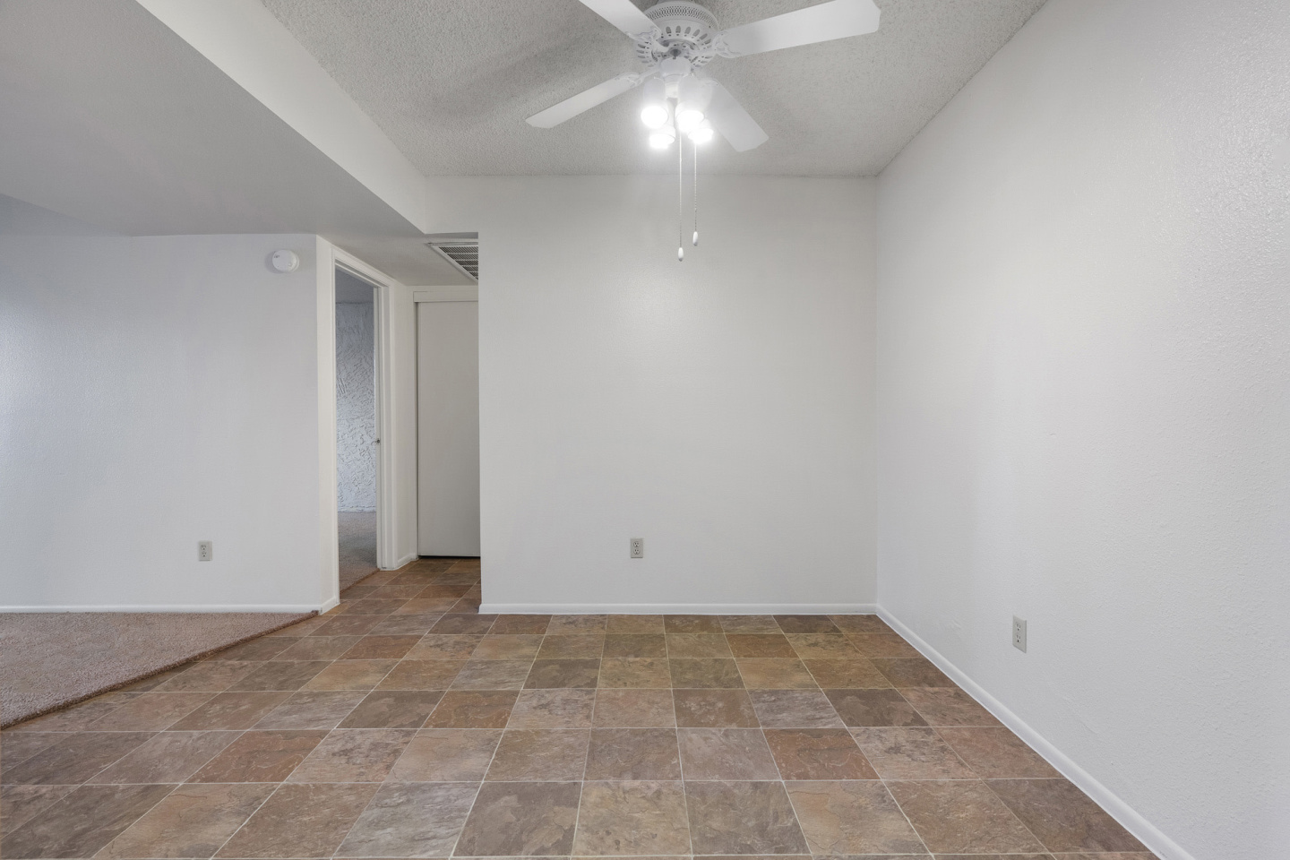 Townhomes on the Park Image 24