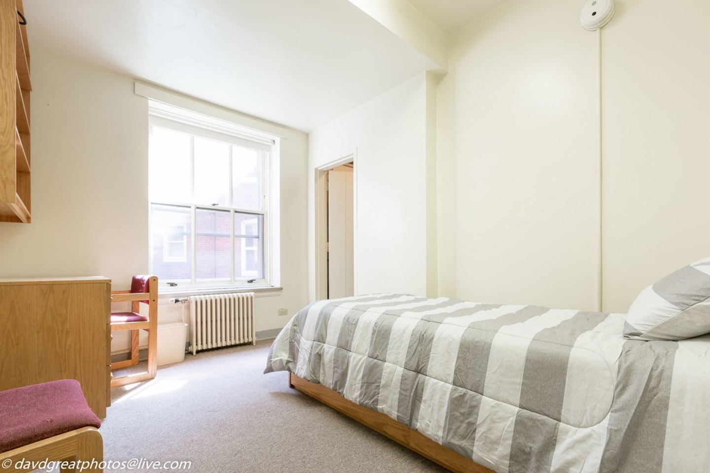 Co Living - 5445 S Ingleside Image 11