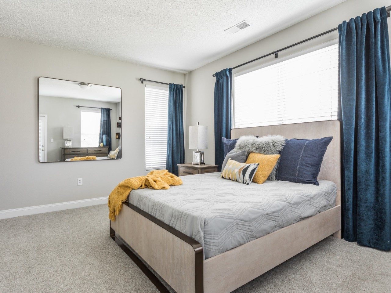 The Village at Auburn Apartments Image 16