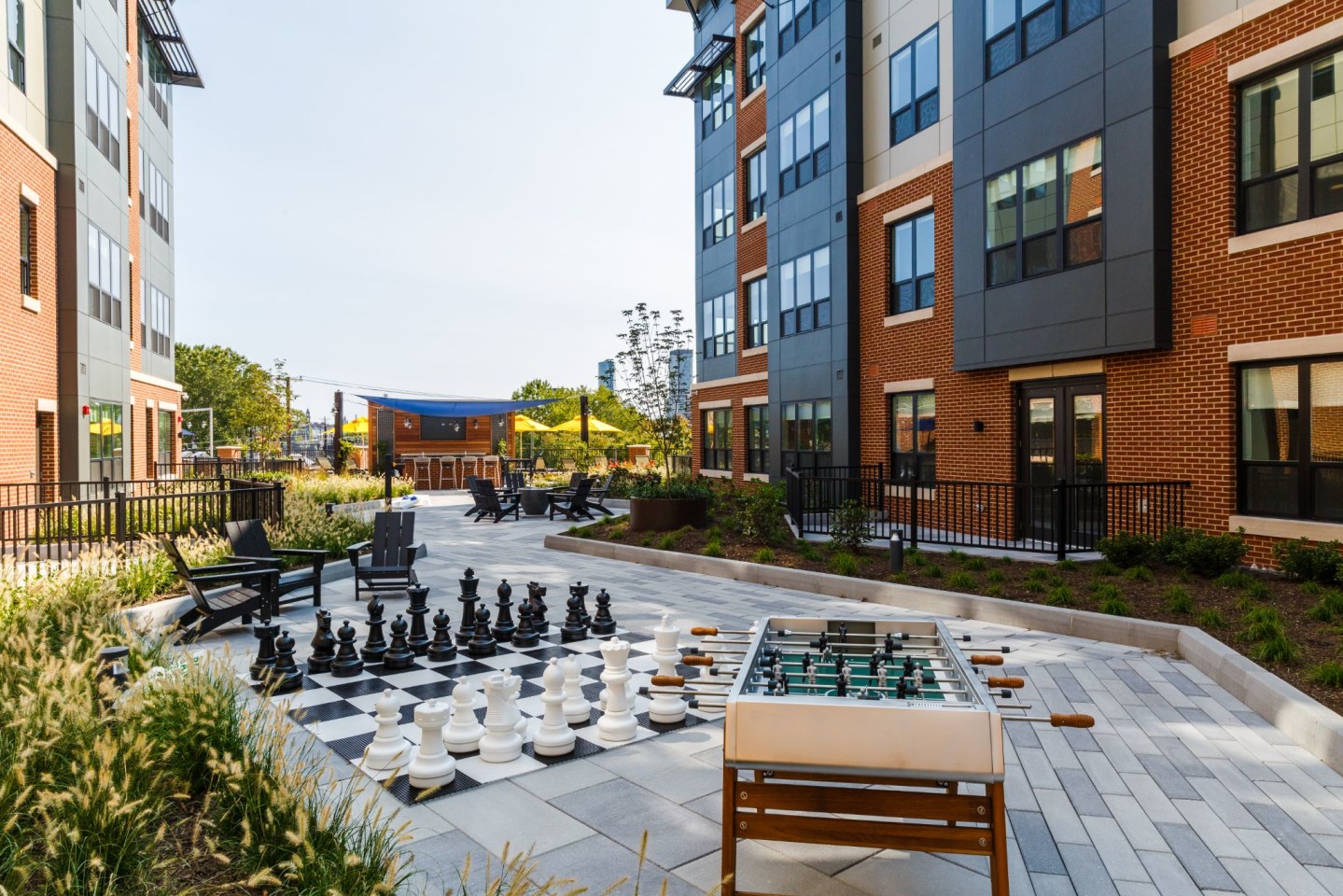 100 House Image 25