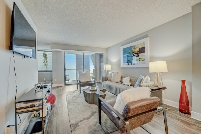 Arrive 2801 Image 6