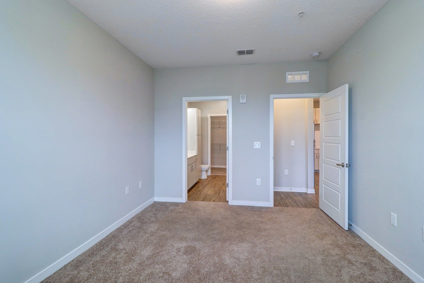 Nexus Brandon Image 79