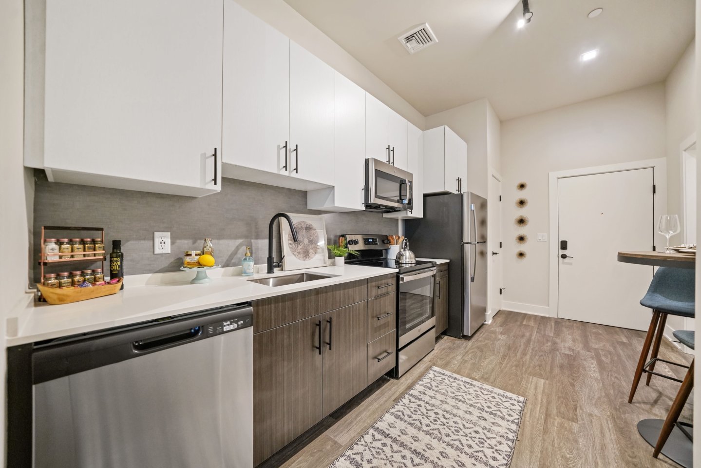 Luxor Lifestyle Apartments Lansdale Image 24