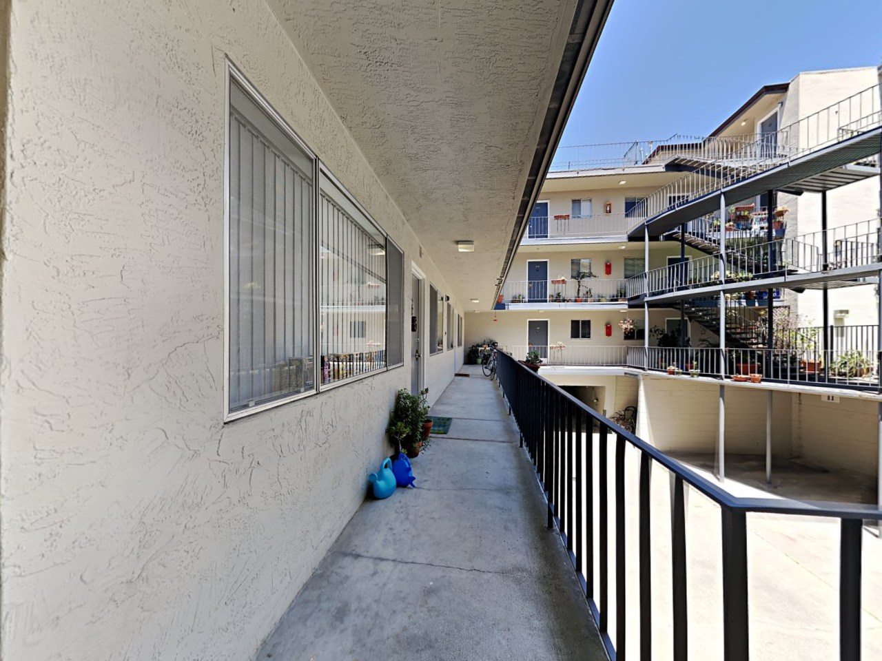 671 Vernon Image 15