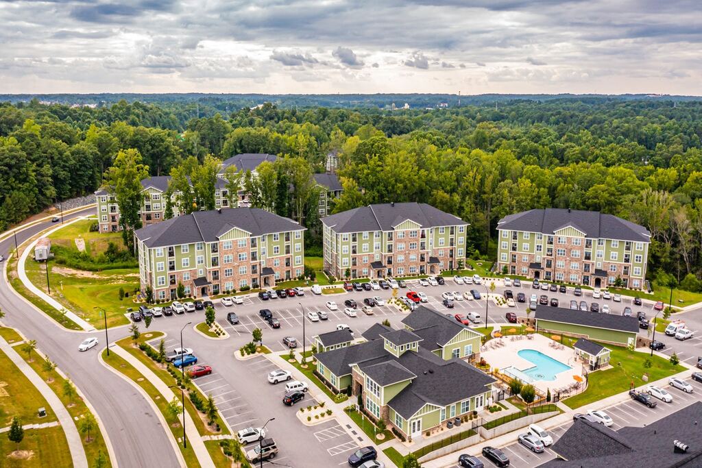 Affordable Housing - Luxury Apartments at Foxwood Image 22