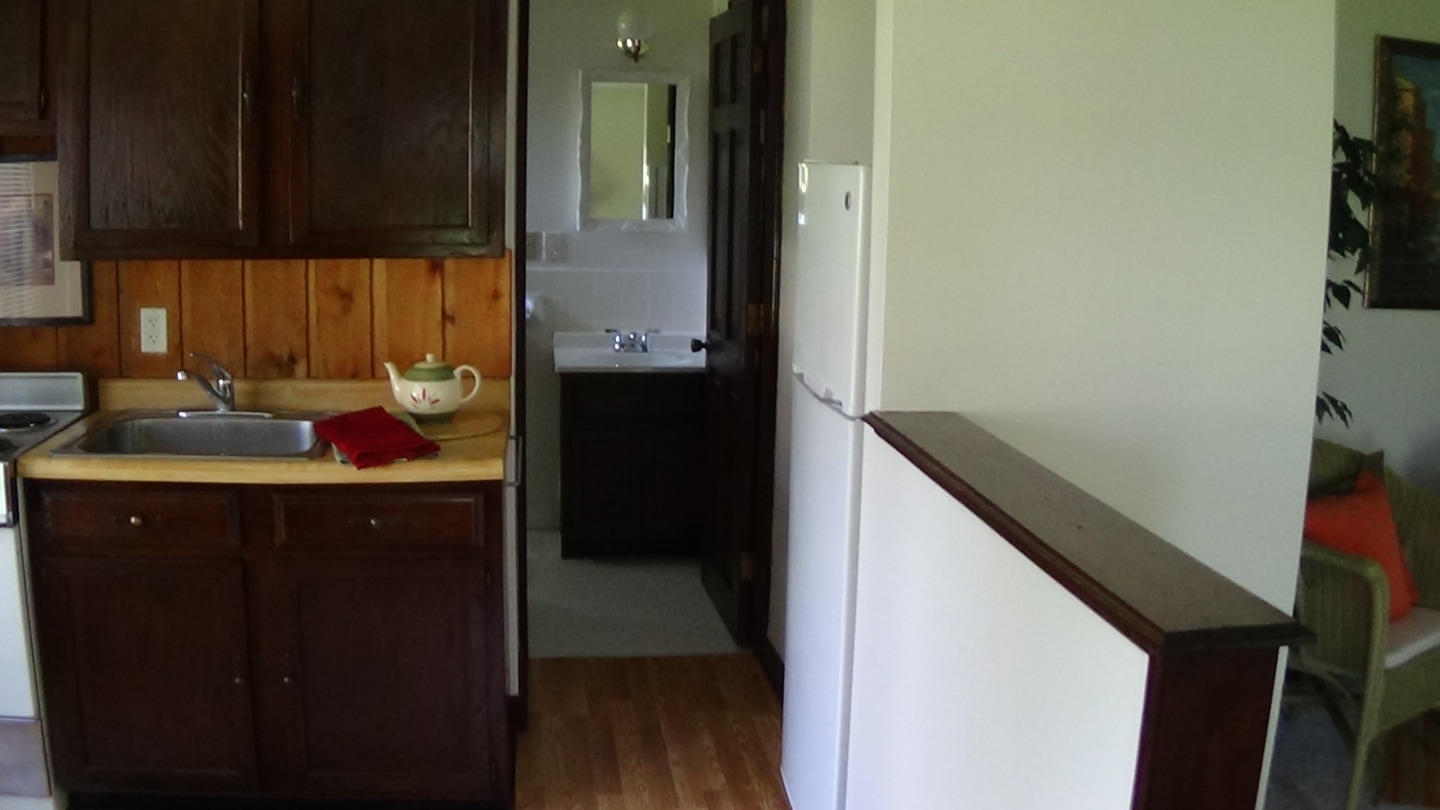 Medicine Lake Cottages Image 10