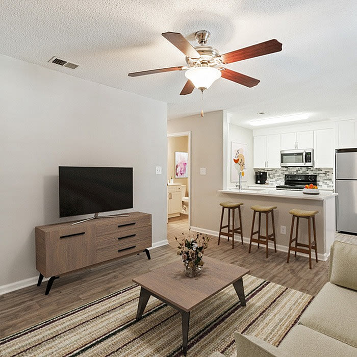 Country Club Apartment Homes Image 6